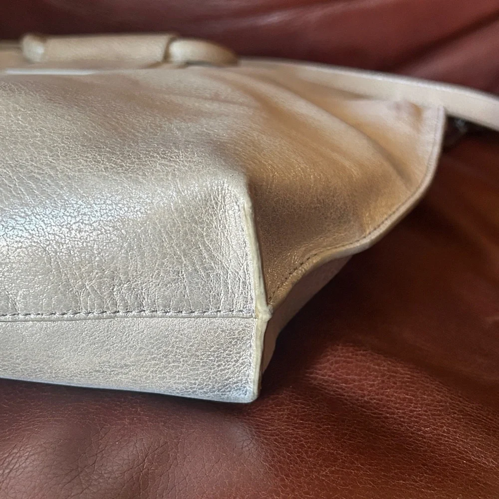 Hobo International Sheila Tote